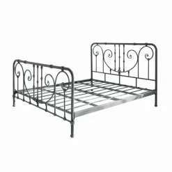 Bett Genouillé