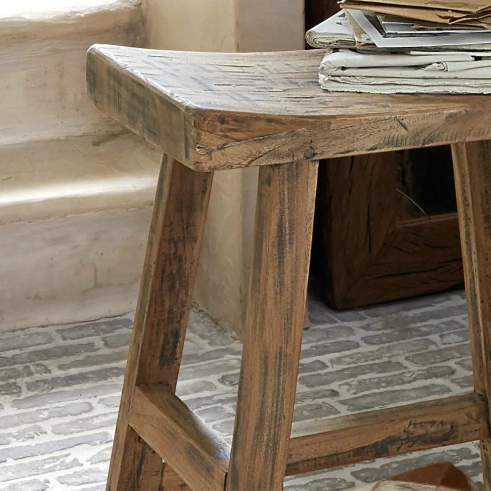 Hocker Nael