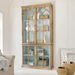 Schrank Garrard