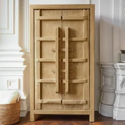 Schrank Trésorique