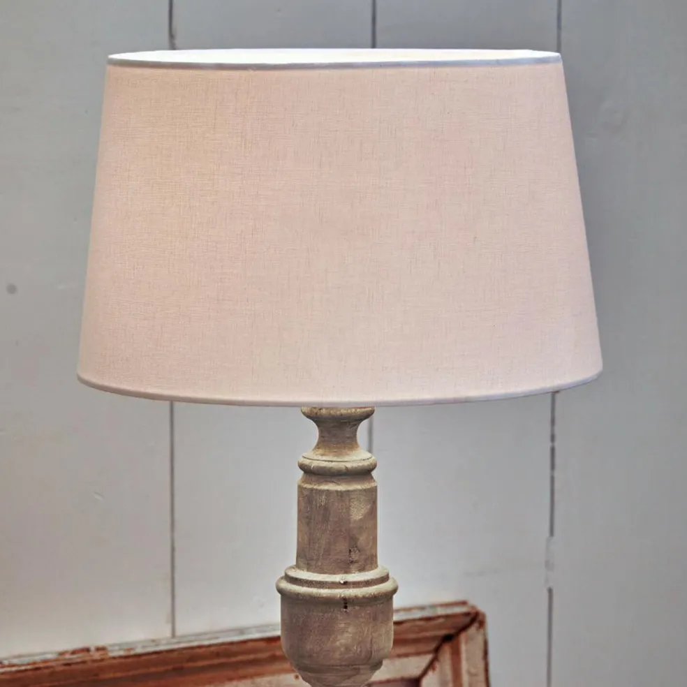 Stehlampe Wynleigh